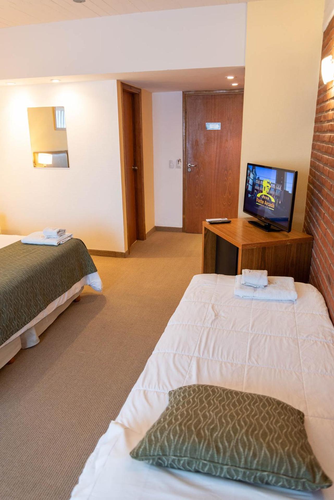 Fonte Arcada Hotel บียาเจเซลล์ ห้อง รูปภาพ